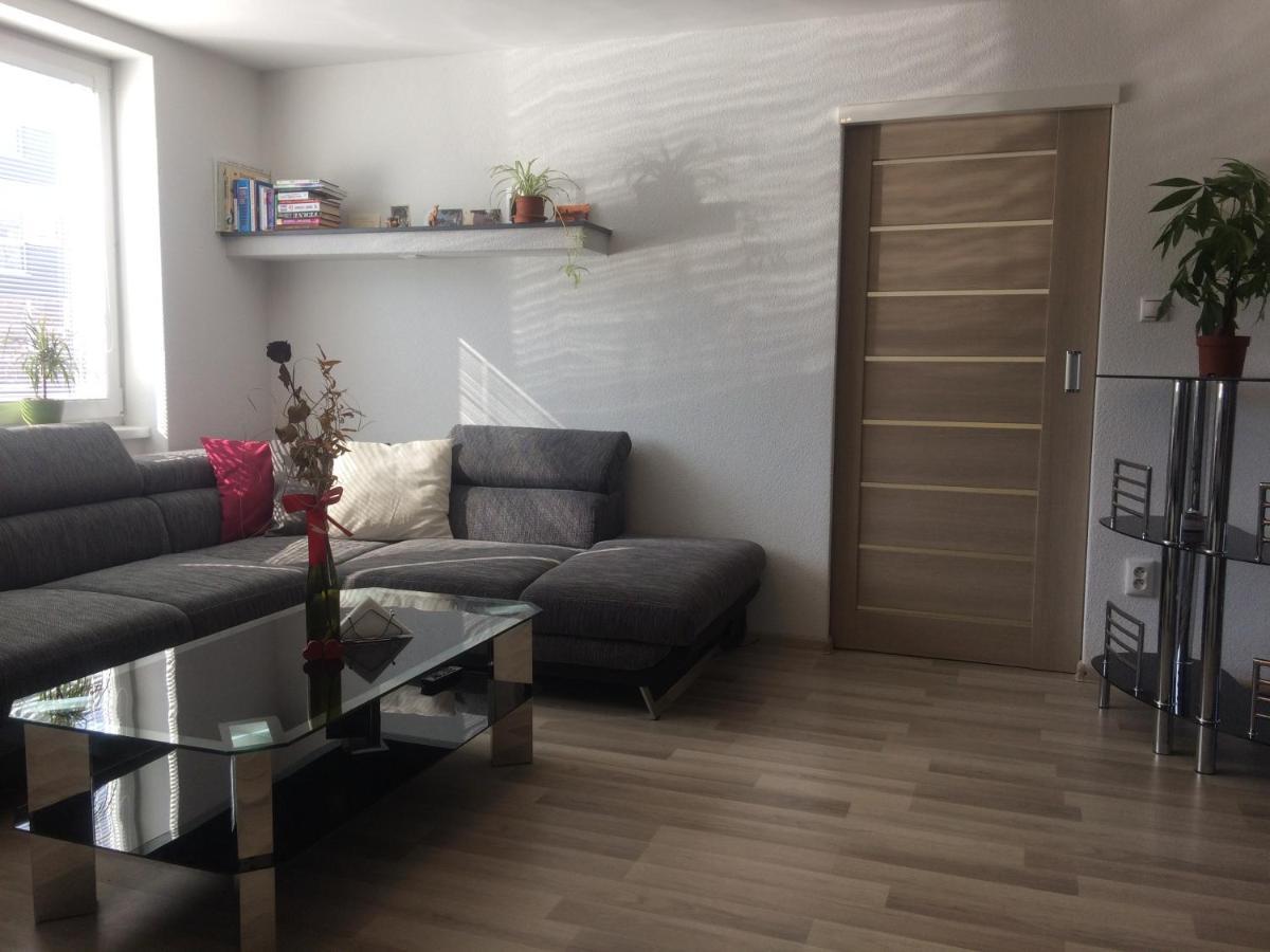 City Centre Apartment Lipótszentmiklós Kültér fotó