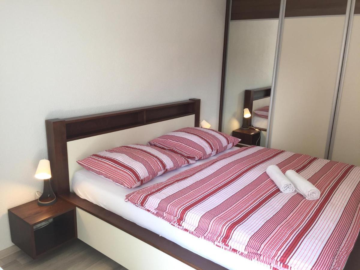 City Centre Apartment Lipótszentmiklós Kültér fotó