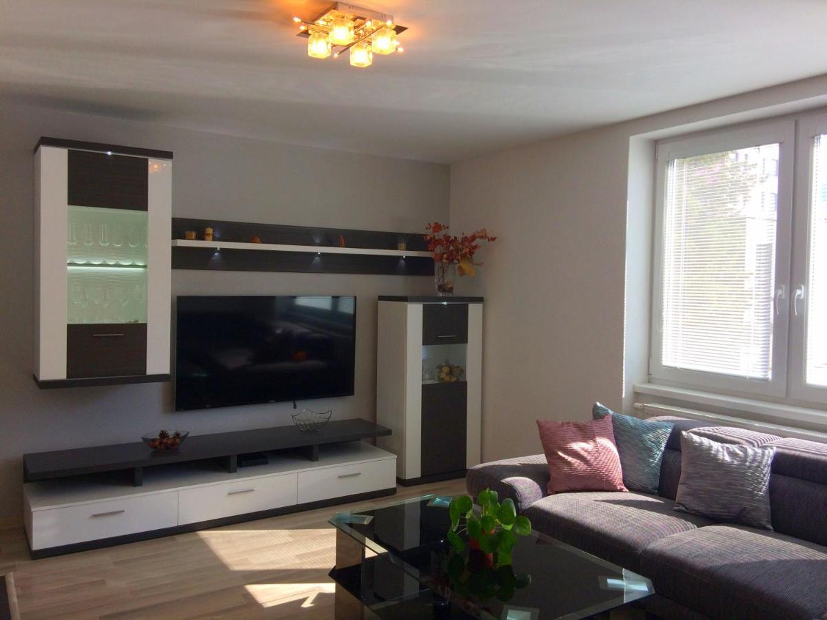 City Centre Apartment Lipótszentmiklós Kültér fotó